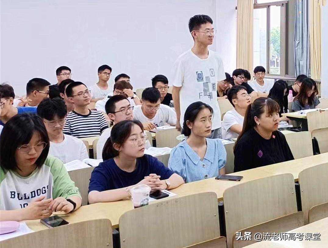 江苏大学英语挂科率_英语大学挂科补考不过怎么办_江苏大学英语补考