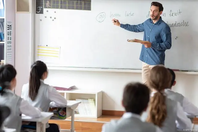 50个英语口语教学视频_视频口语英语教学app_视频口语英语教学怎么做